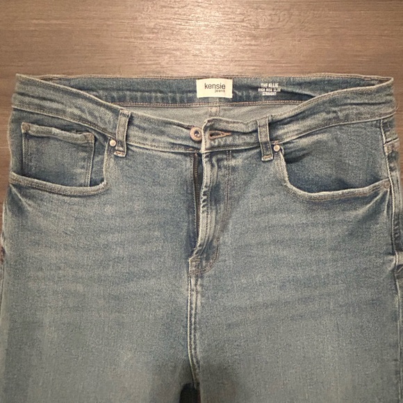 Kensie High Waisted Jeans - Picture 4 of 6